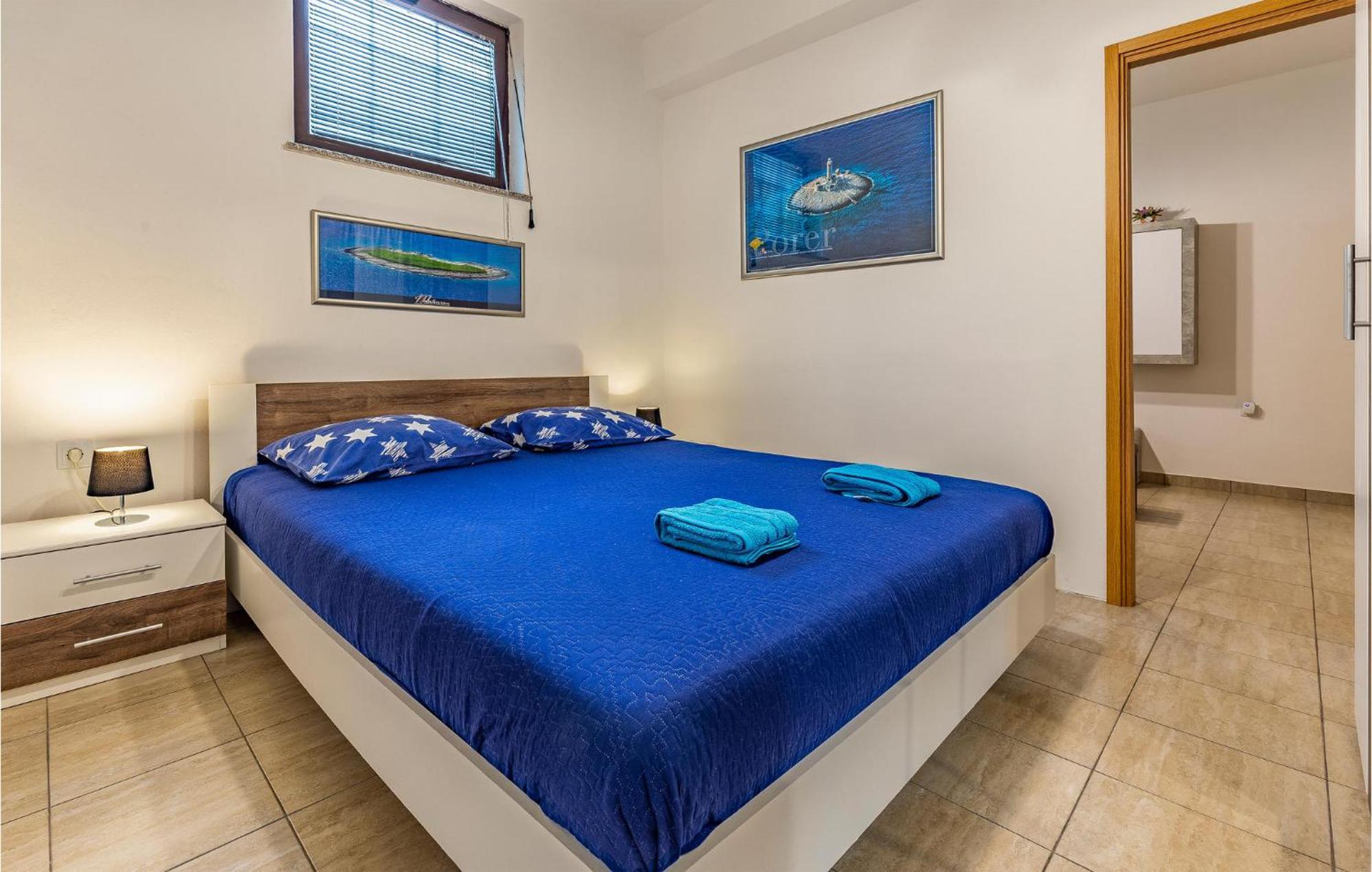 Amazing Apartment In Pula With Kitchen Экстерьер фото